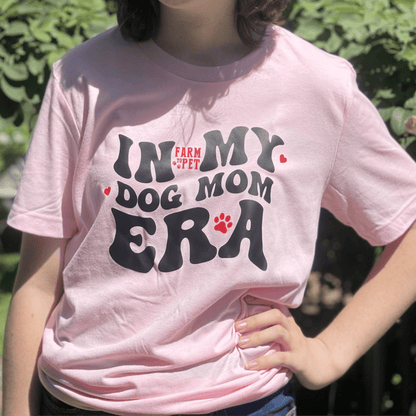 "Dog Mom Era" T-shirt | Paw-fect Gift for Dog Moms